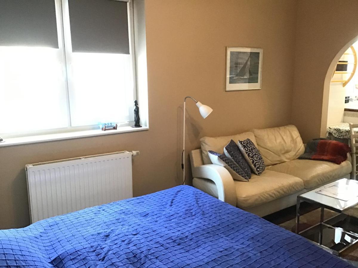 Ferienapartment Hartung ไฮเคนดอร์ฟ ภายนอก รูปภาพ