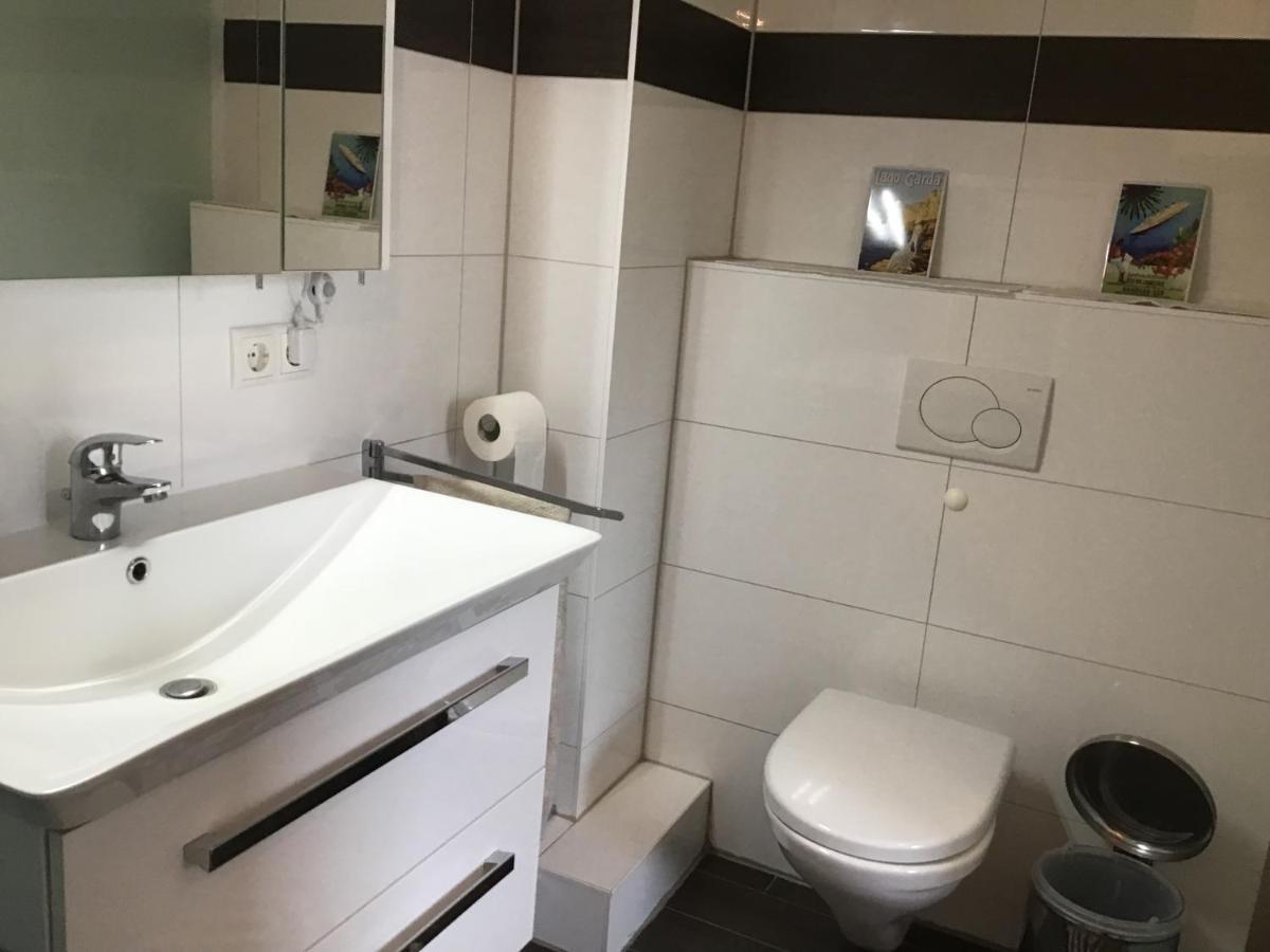 Ferienapartment Hartung ไฮเคนดอร์ฟ ภายนอก รูปภาพ