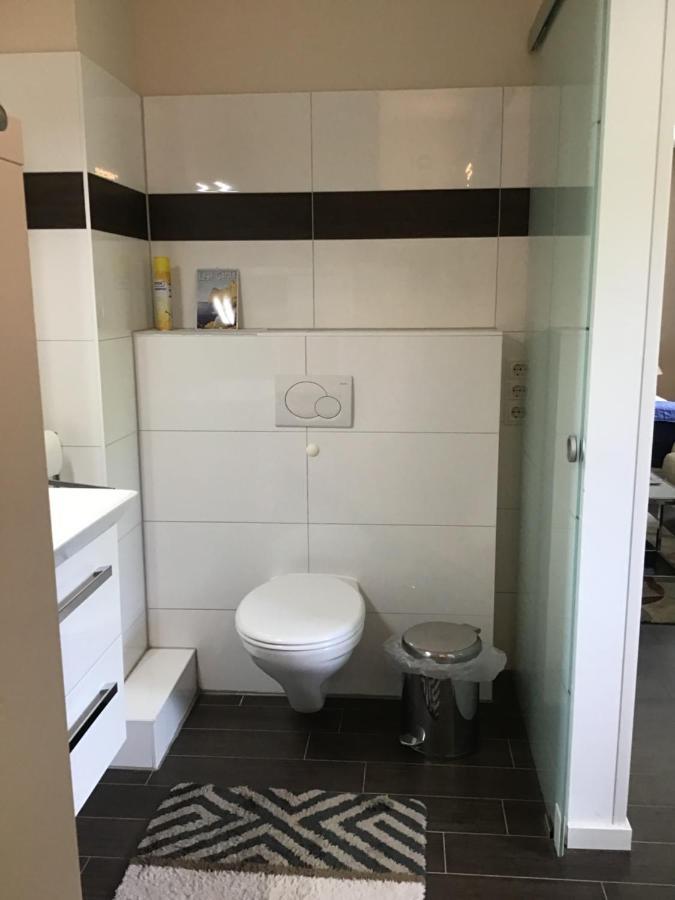 Ferienapartment Hartung ไฮเคนดอร์ฟ ภายนอก รูปภาพ